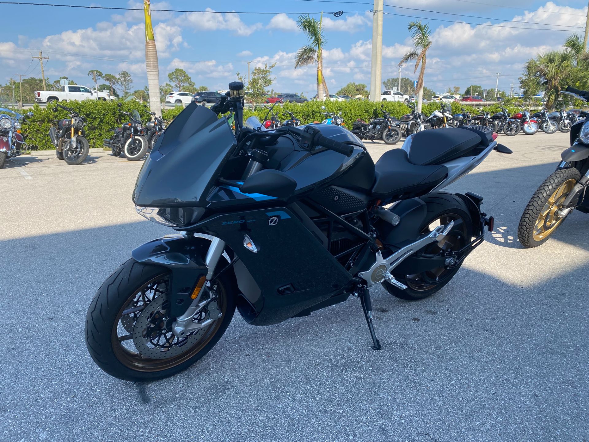 2023 Zero Motorcycles SR/S NA ZF17.3 in Fort Myers, Florida - Photo 6