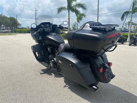 2023 Indian Motorcycle Pursuit® Dark Horse® with Premium Package in Fort Myers, Florida - Photo 5