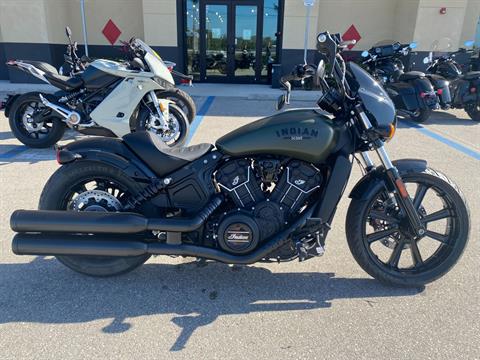 2023 Indian Motorcycle Scout® Rogue ABS in Fort Myers, Florida - Photo 2