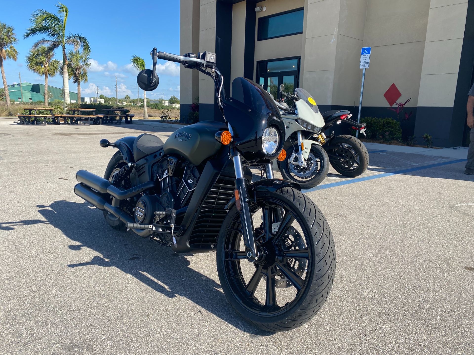 2023 Indian Motorcycle Scout® Rogue ABS in Fort Myers, Florida - Photo 9