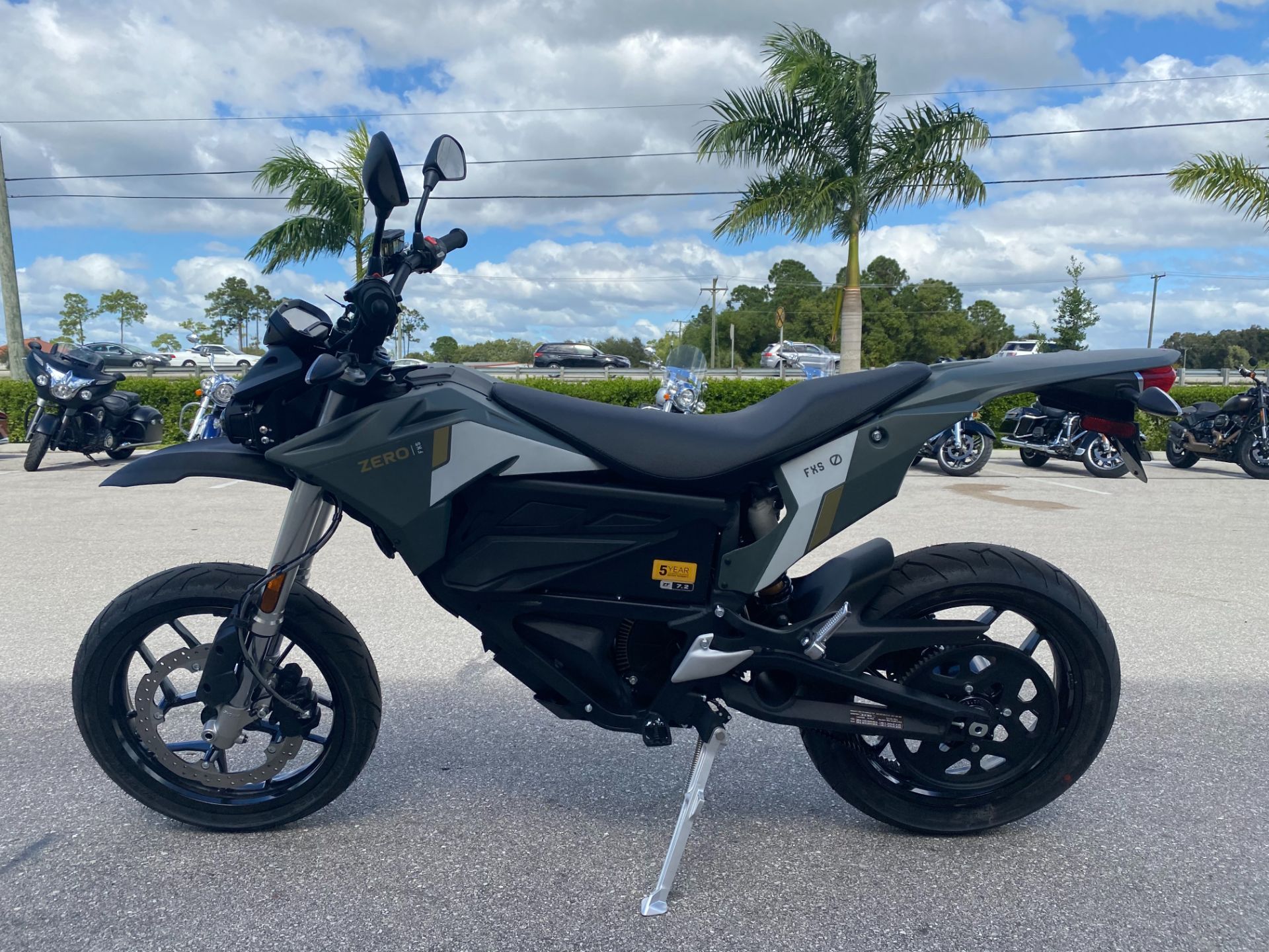 2021 Zero Motorcycles FXS ZF7.2 Integrated in Fort Myers, Florida - Photo 11