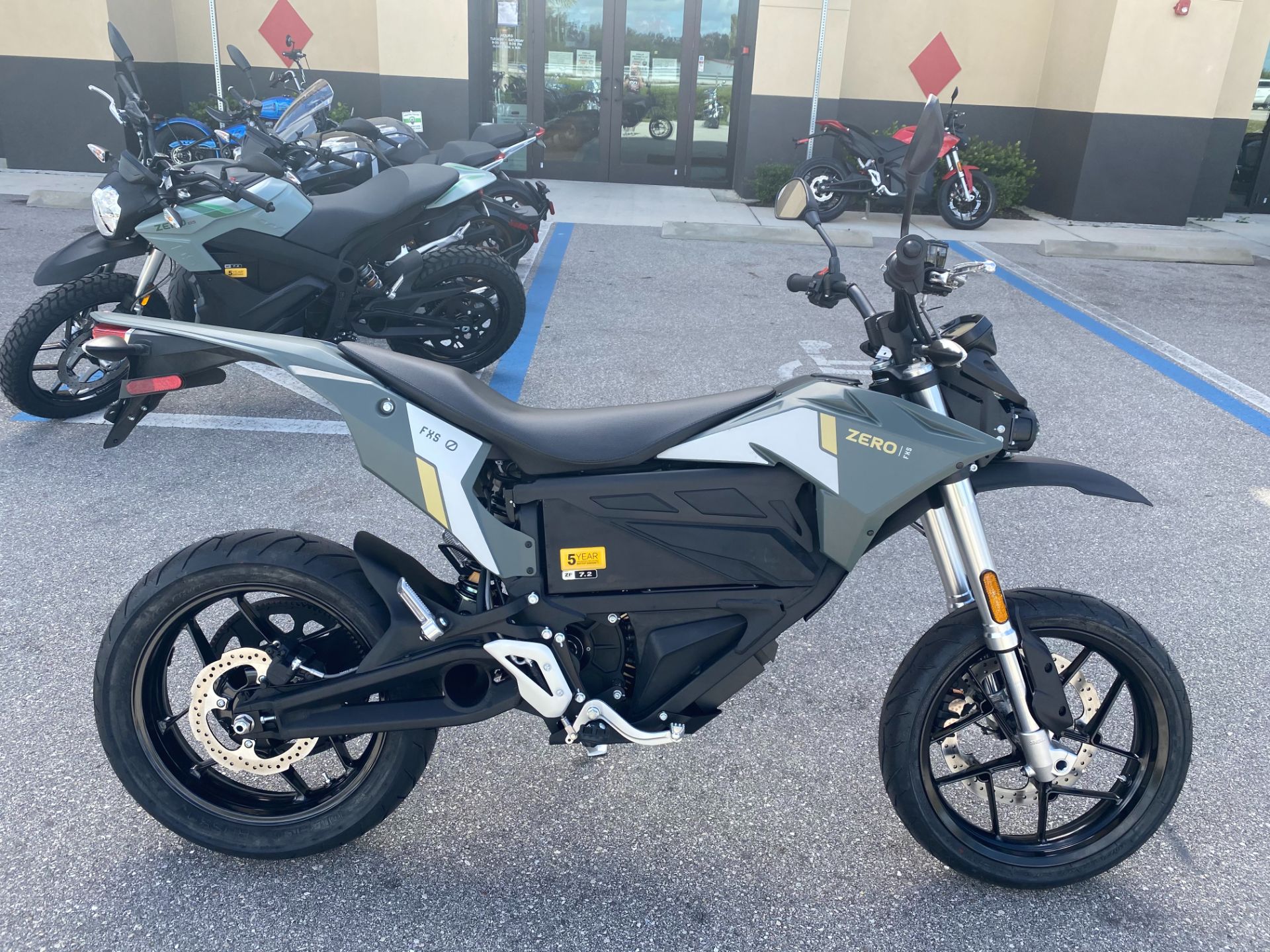 2021 Zero Motorcycles FXS ZF7.2 Integrated in Fort Myers, Florida - Photo 4