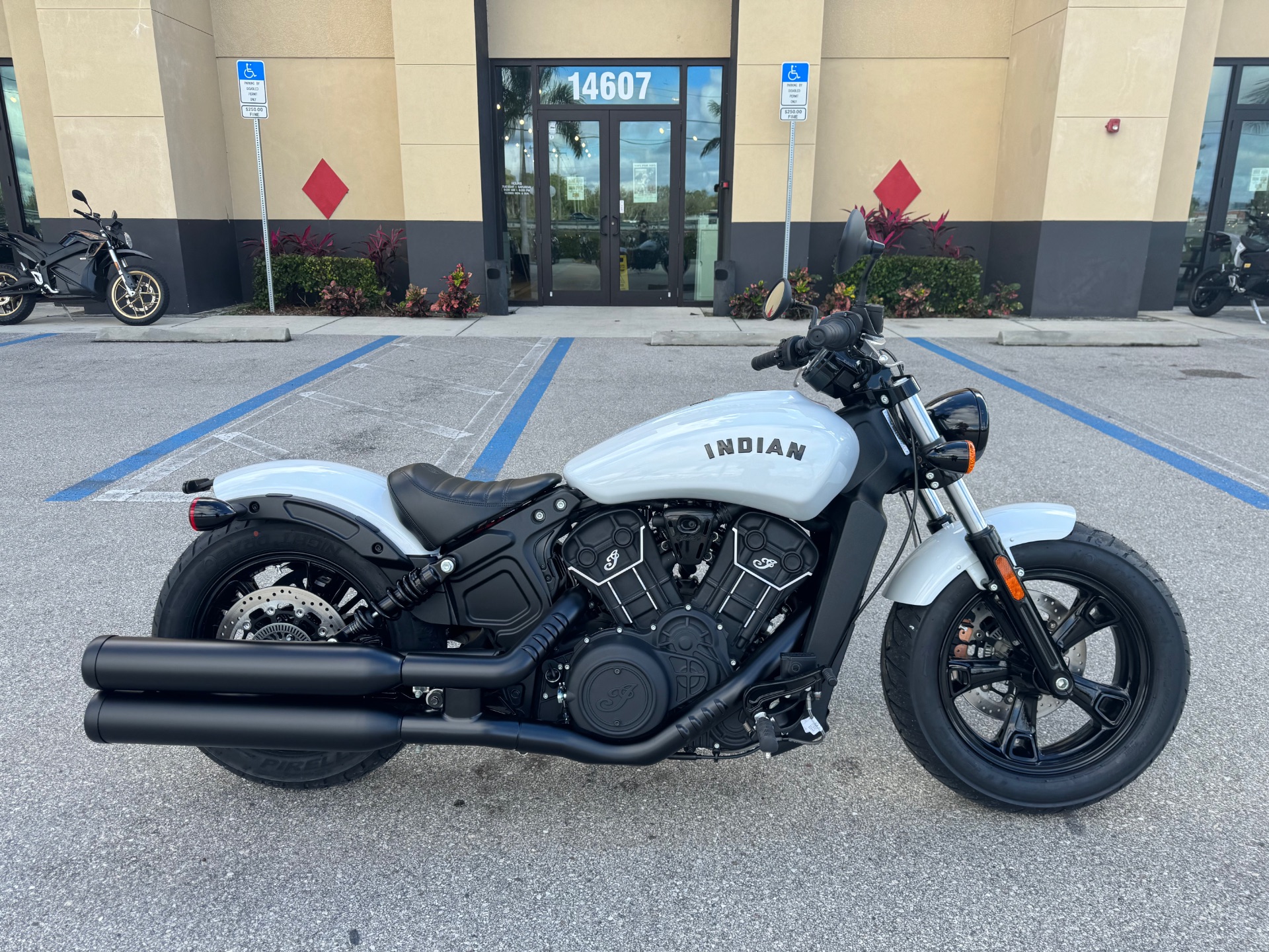 2024 Indian Motorcycle Scout® Bobber Sixty ABS in Fort Myers, Florida - Photo 2