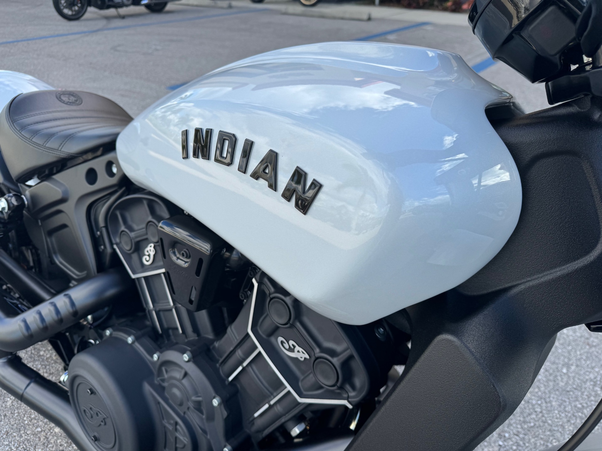 2024 Indian Motorcycle Scout® Bobber Sixty ABS in Fort Myers, Florida - Photo 10