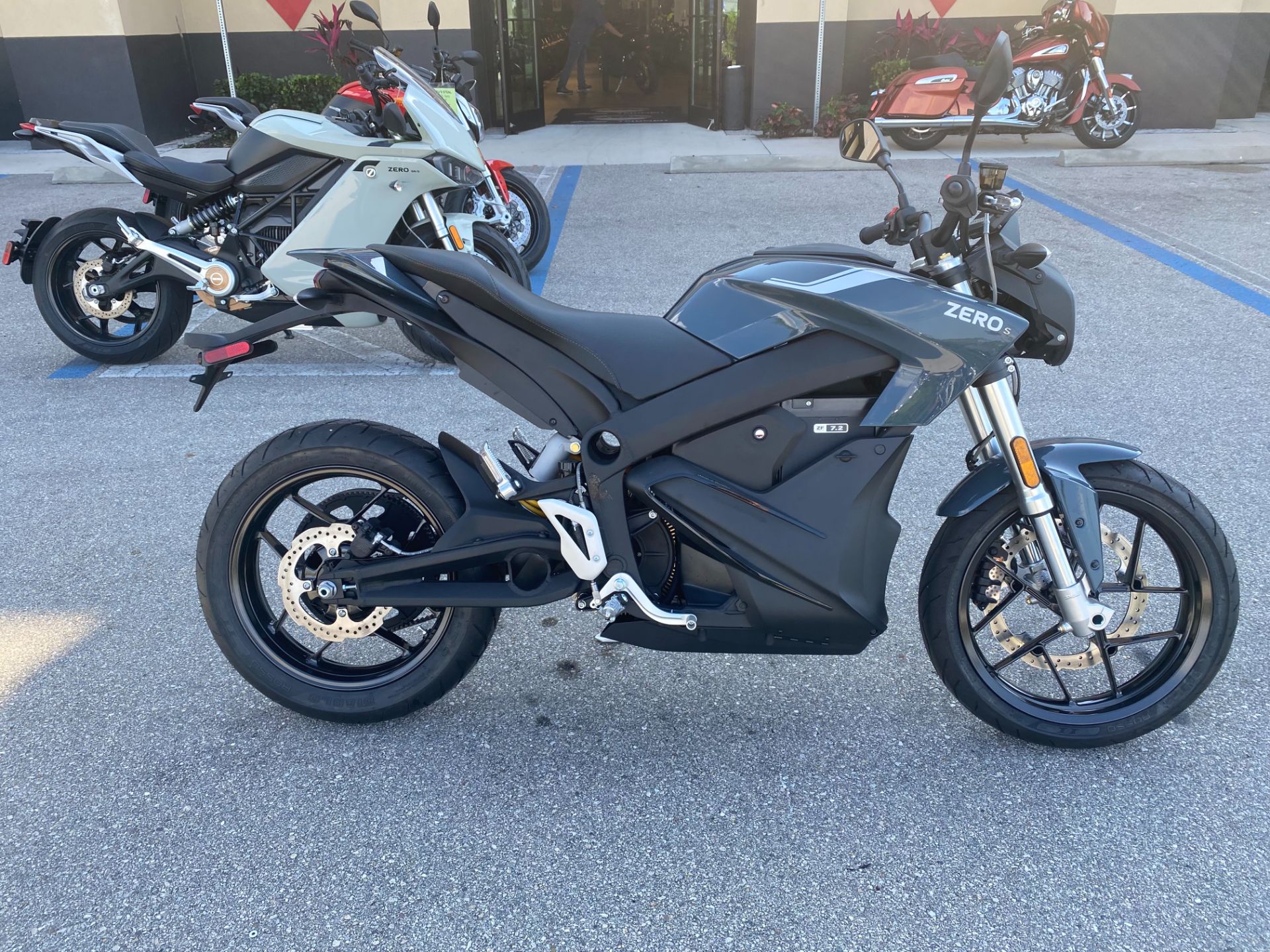 2023 Zero Motorcycles S ZF7.2 in Fort Myers, Florida - Photo 2