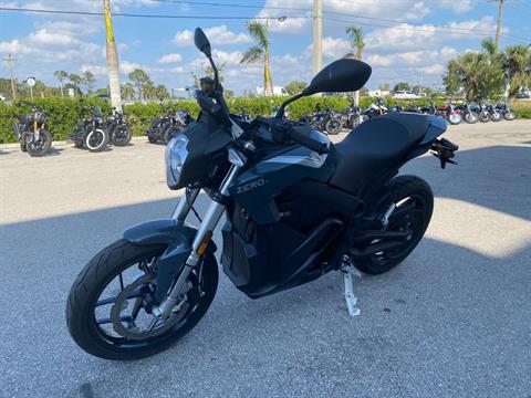 2023 Zero Motorcycles S ZF7.2 in Fort Myers, Florida - Photo 7