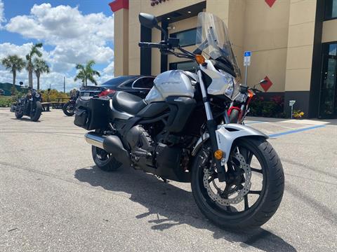 2015 Honda CTX®700N DCT ABS in Fort Myers, Florida - Photo 9
