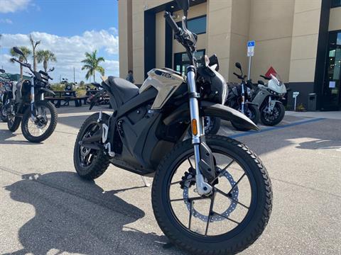 2023 Zero Motorcycles DS ZF7.2 in Fort Myers, Florida - Photo 10