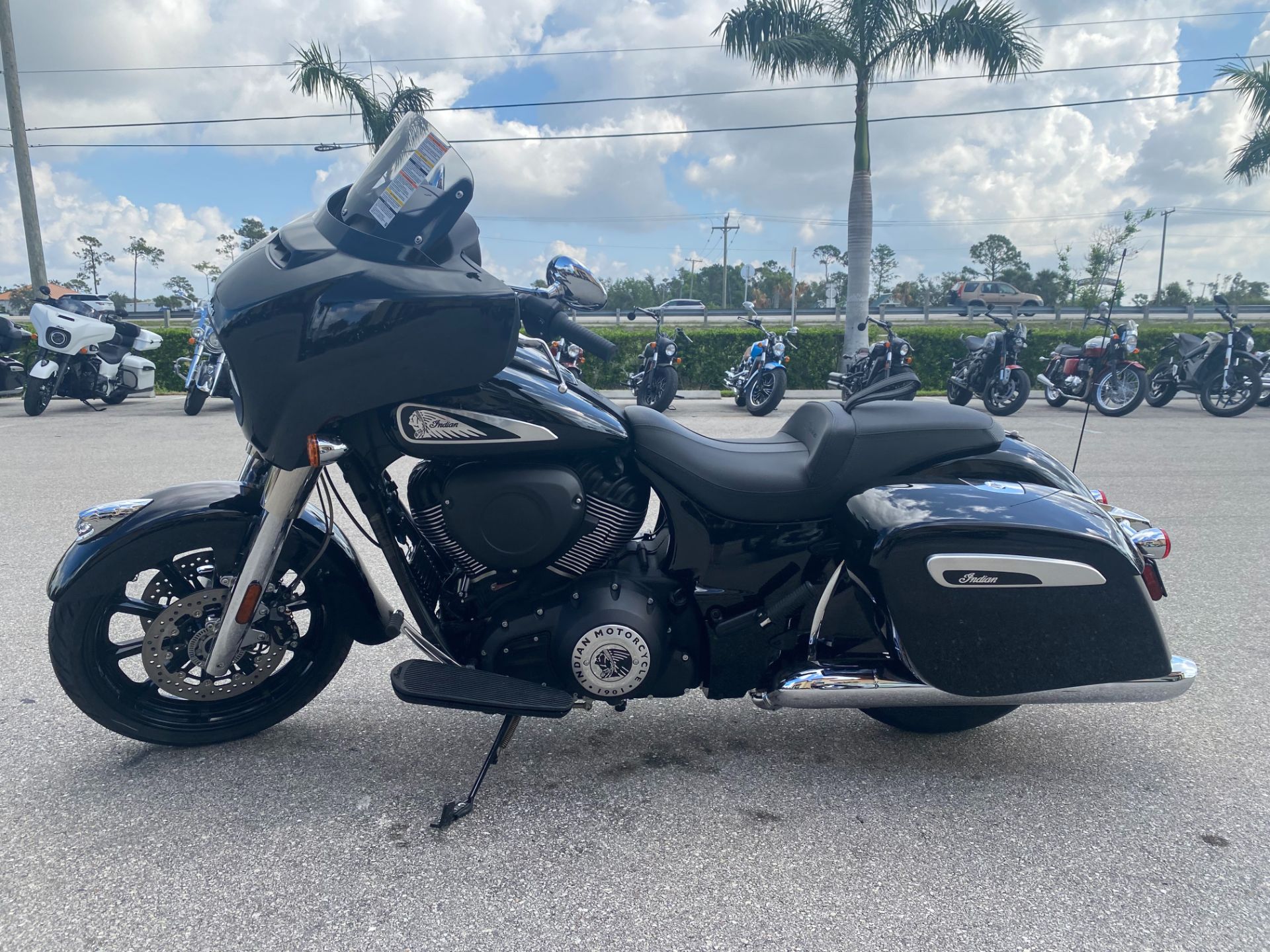 2023 Indian Motorcycle Chieftain® in Fort Myers, Florida - Photo 6