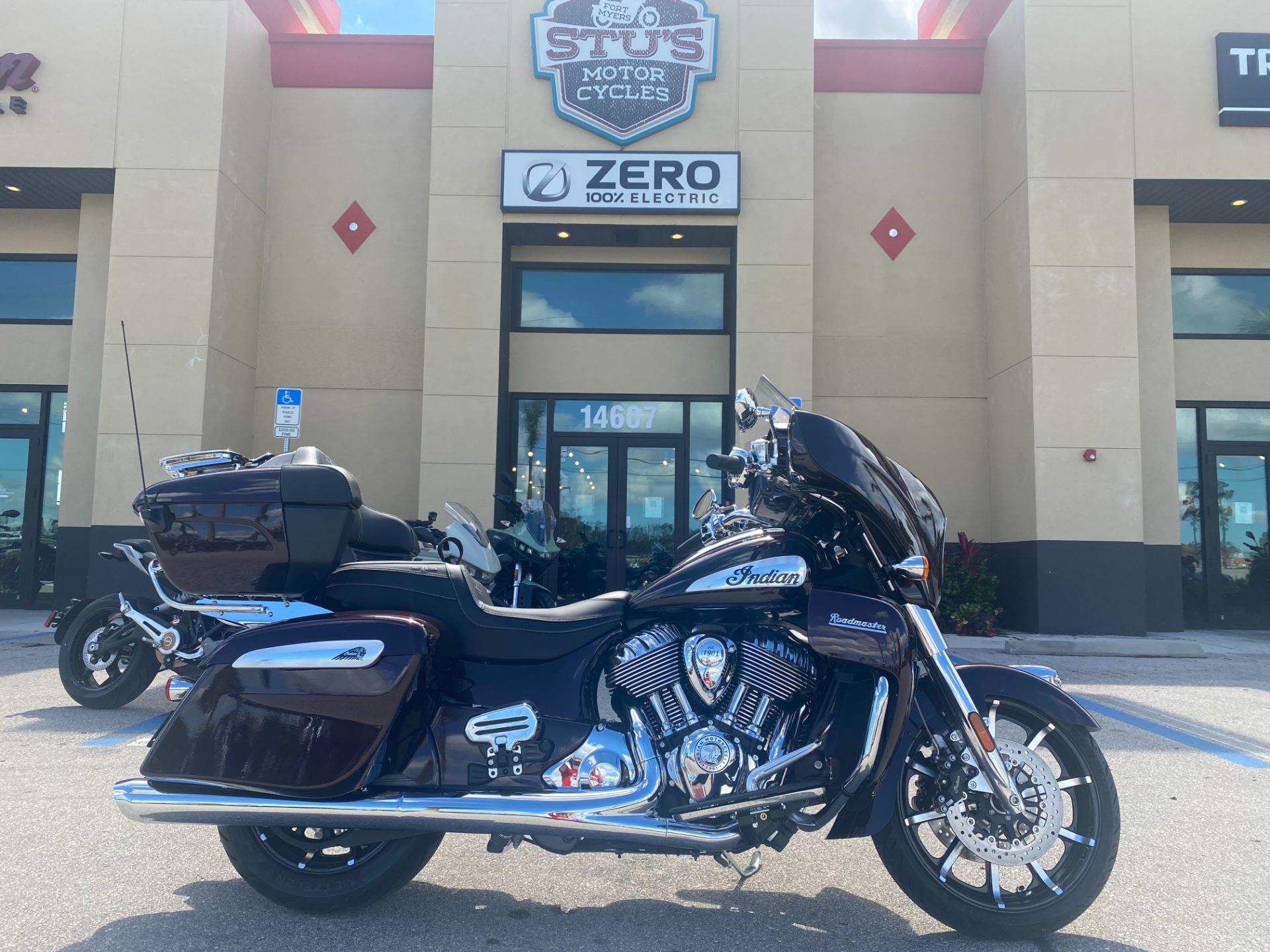 2022 Indian Motorcycle Roadmaster® Limited in Fort Myers, Florida - Photo 1