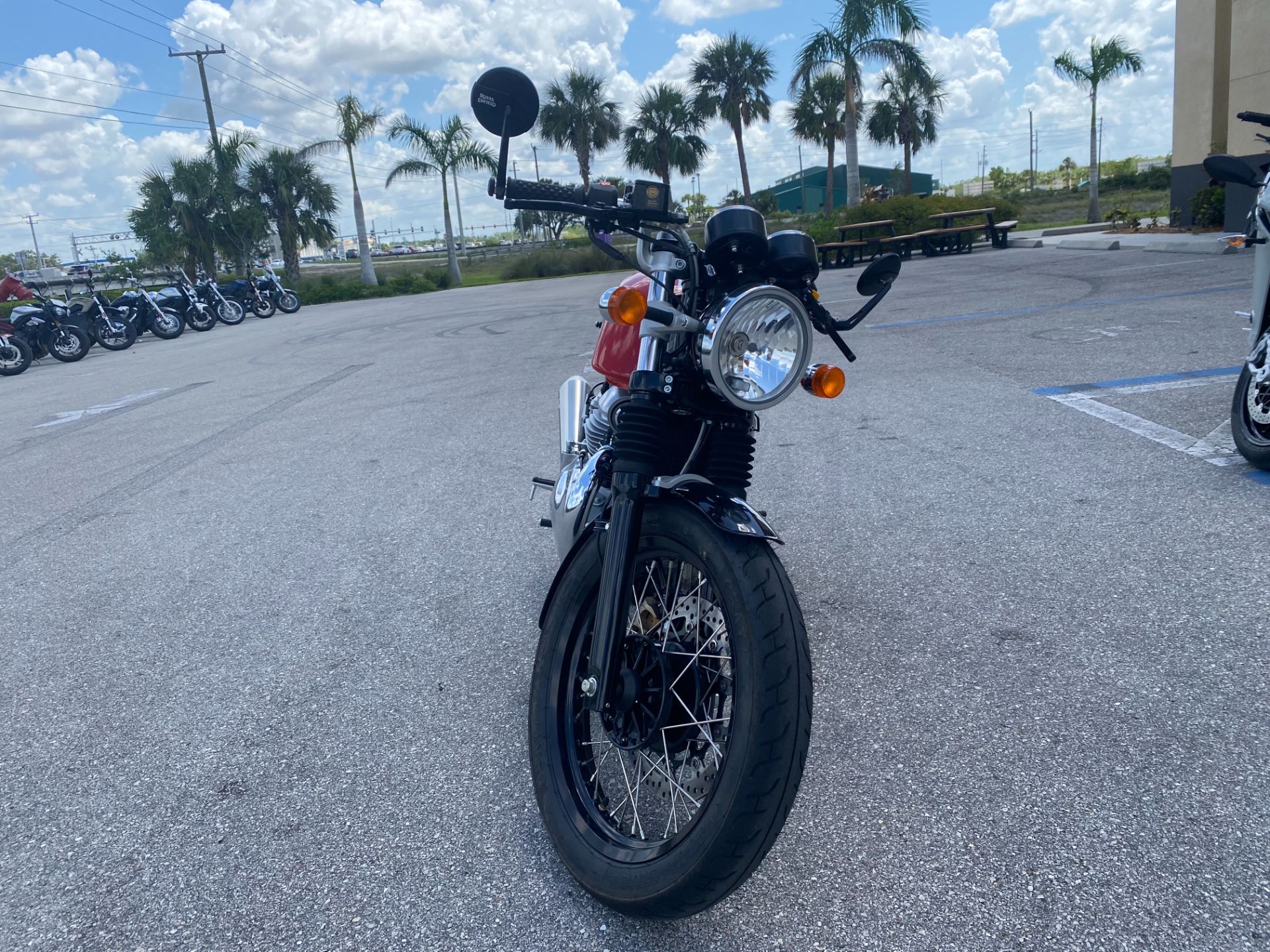 2022 Royal Enfield INT650 in Fort Myers, Florida - Photo 8