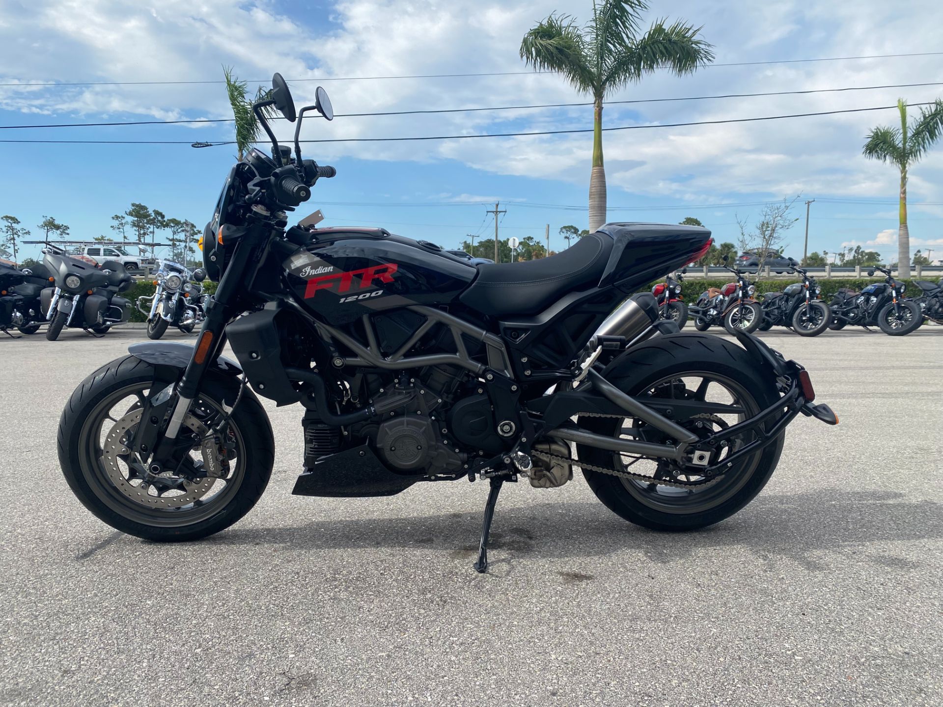 2023 Indian Motorcycle FTR Sport in Fort Myers, Florida - Photo 6