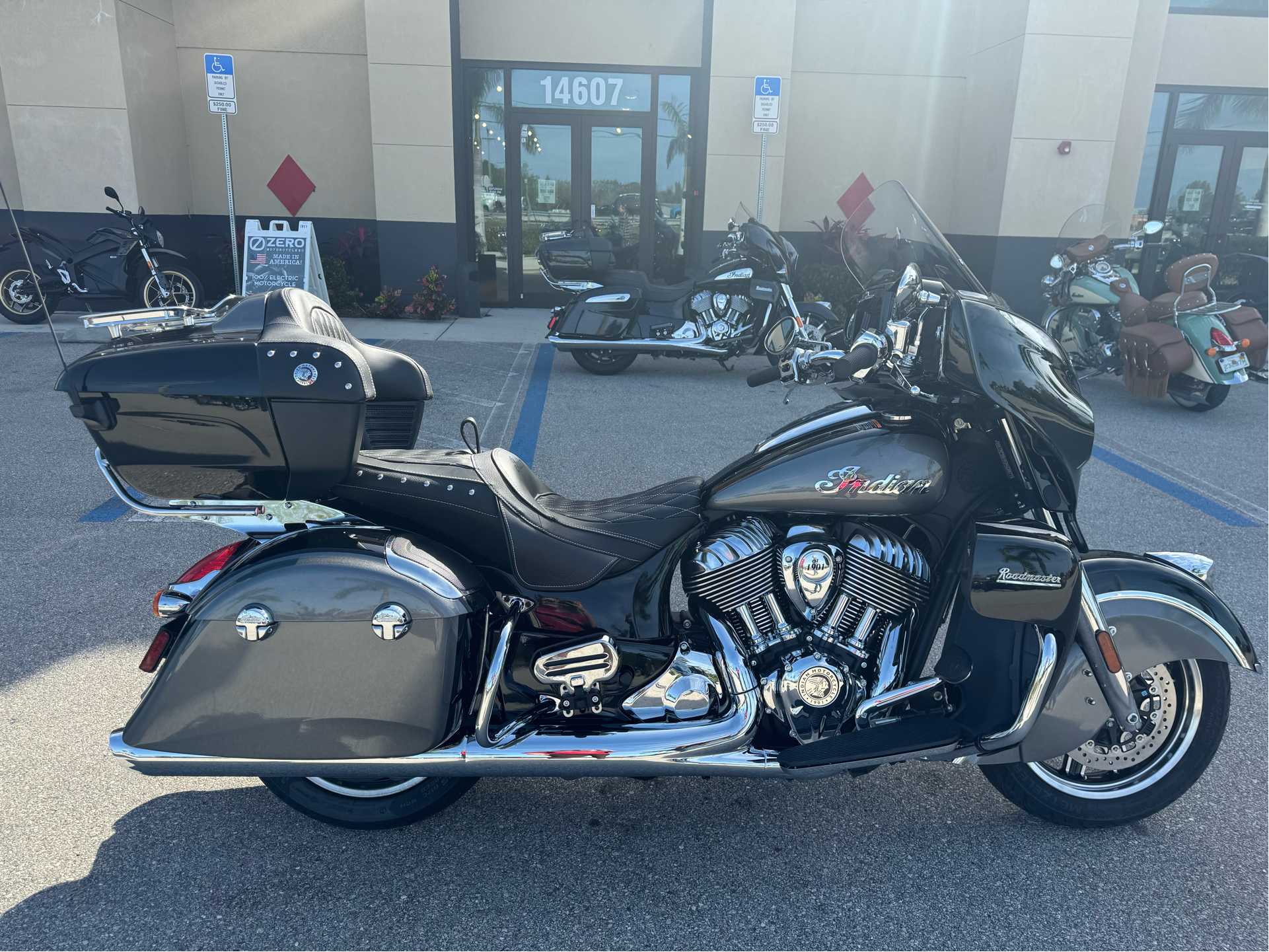 2024 Indian Motorcycle Roadmaster® with PowerBand Audio Package in Fort Myers, Florida - Photo 2