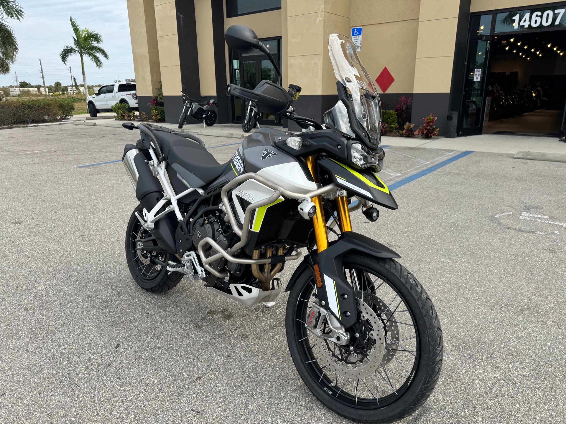 2024 Triumph Tiger 900 Rally Aragón Edition in Fort Myers, Florida - Photo 9