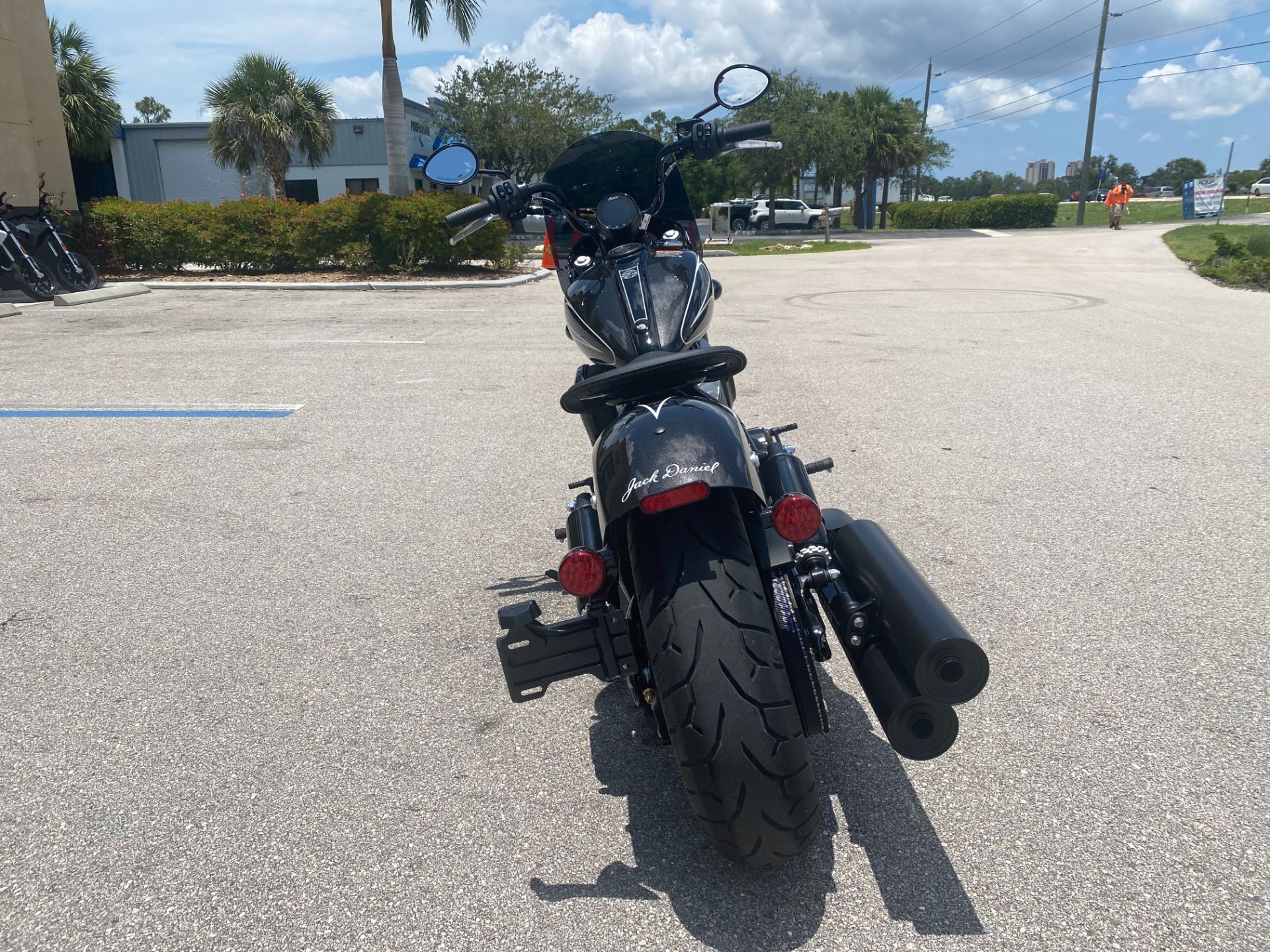 2023 Indian Motorcycle Chief Bobber Dark Horse® Jack Daniel's® Limited Edition in Fort Myers, Florida - Photo 4