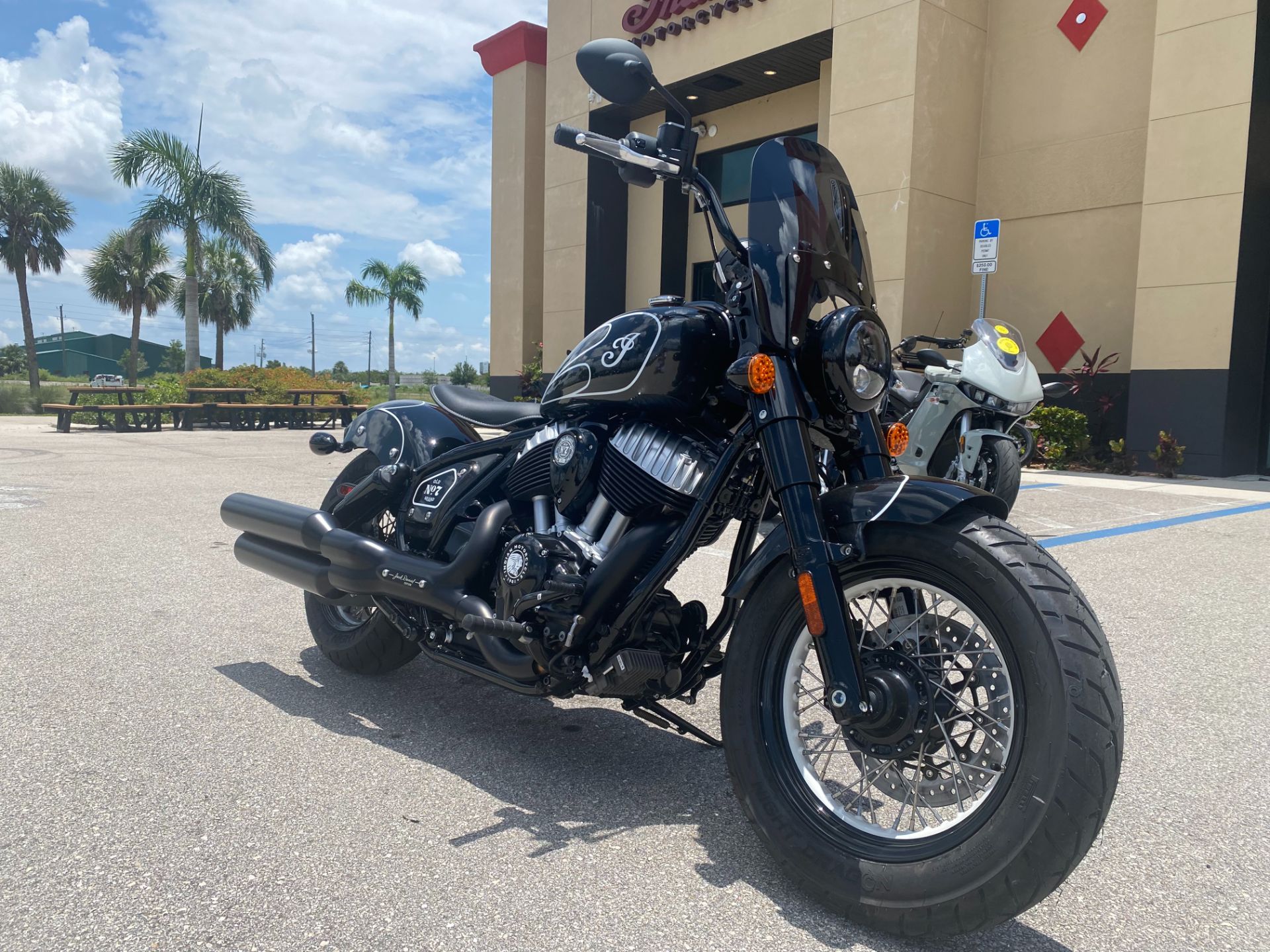 2023 Indian Motorcycle Chief Bobber Dark Horse® Jack Daniel's® Limited Edition in Fort Myers, Florida - Photo 9