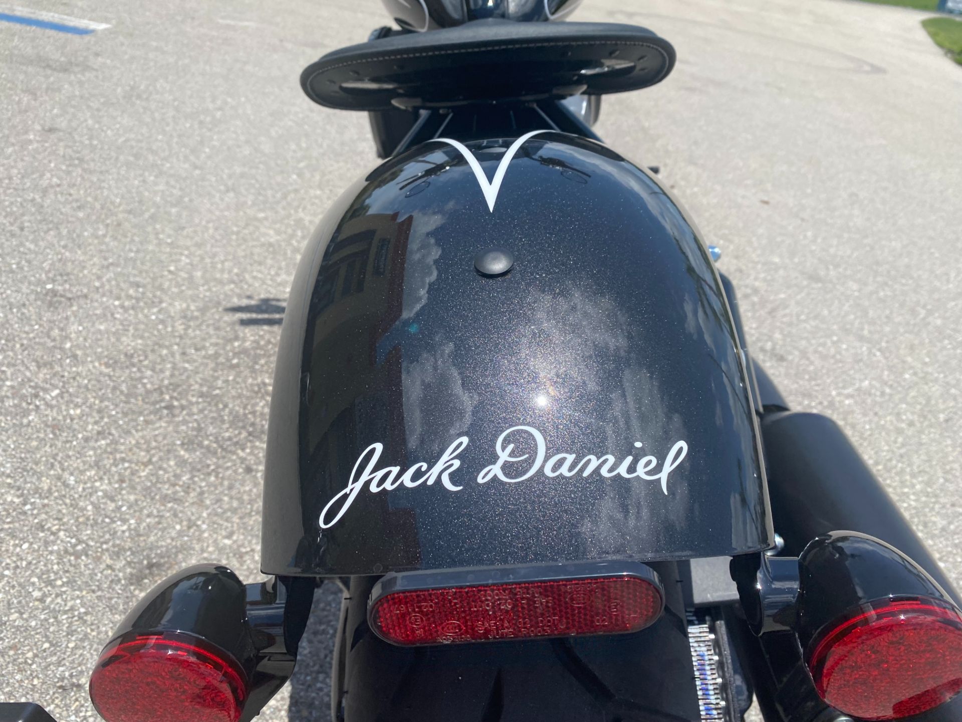2023 Indian Motorcycle Chief Bobber Dark Horse® Jack Daniel's® Limited Edition in Fort Myers, Florida - Photo 13