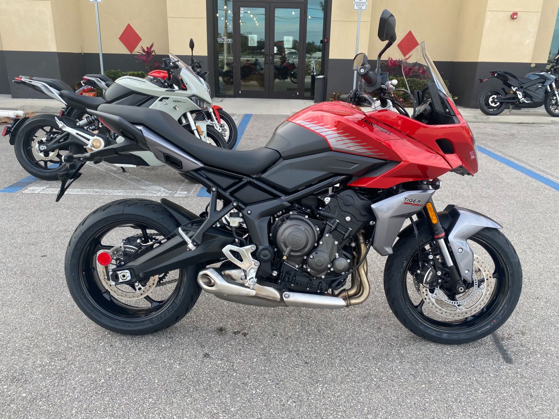2024 Triumph Tiger Sport 660 in Fort Myers, Florida - Photo 2
