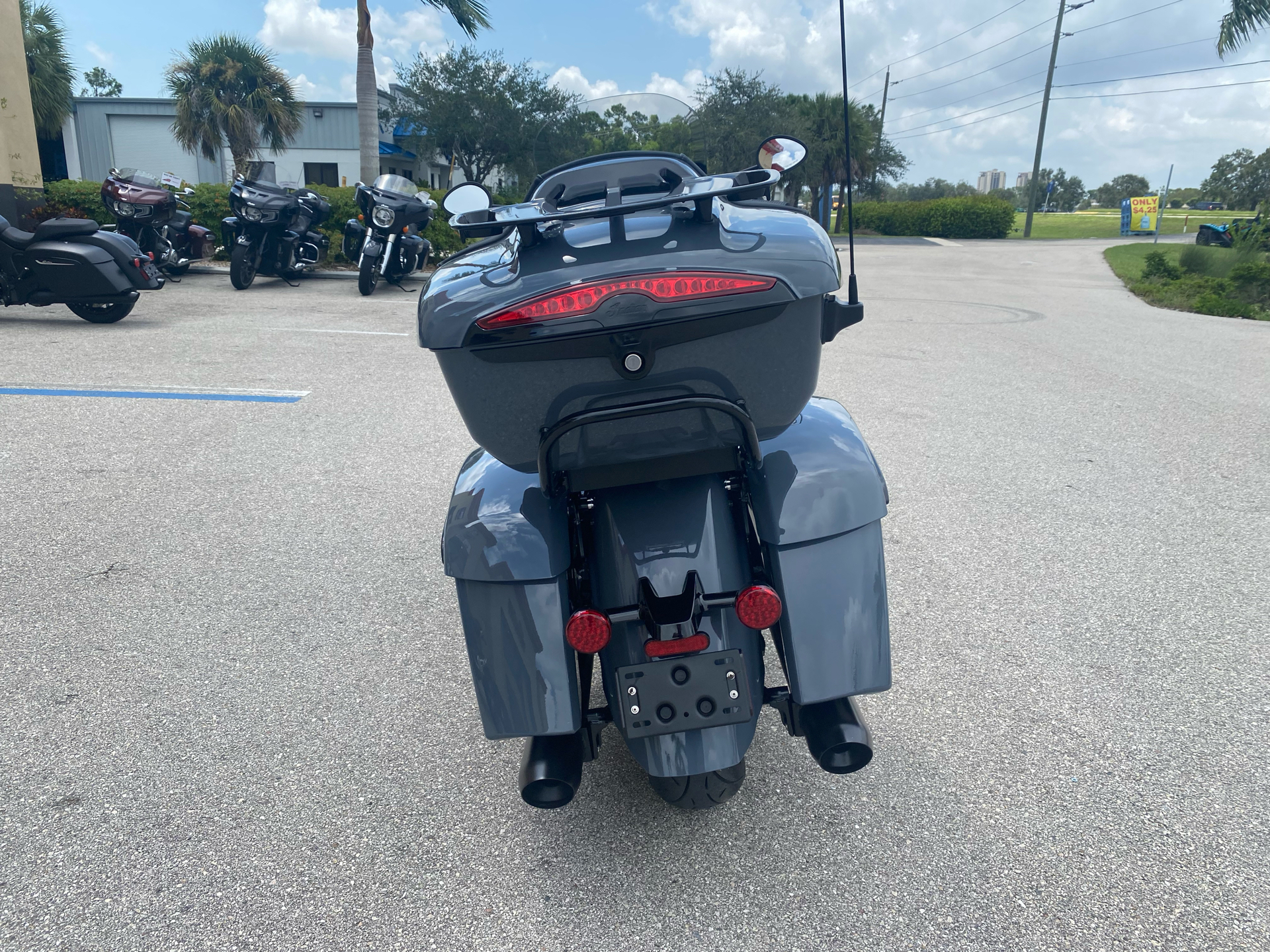 2023 Indian Motorcycle Pursuit® Dark Horse® with Premium Package in Fort Myers, Florida - Photo 4