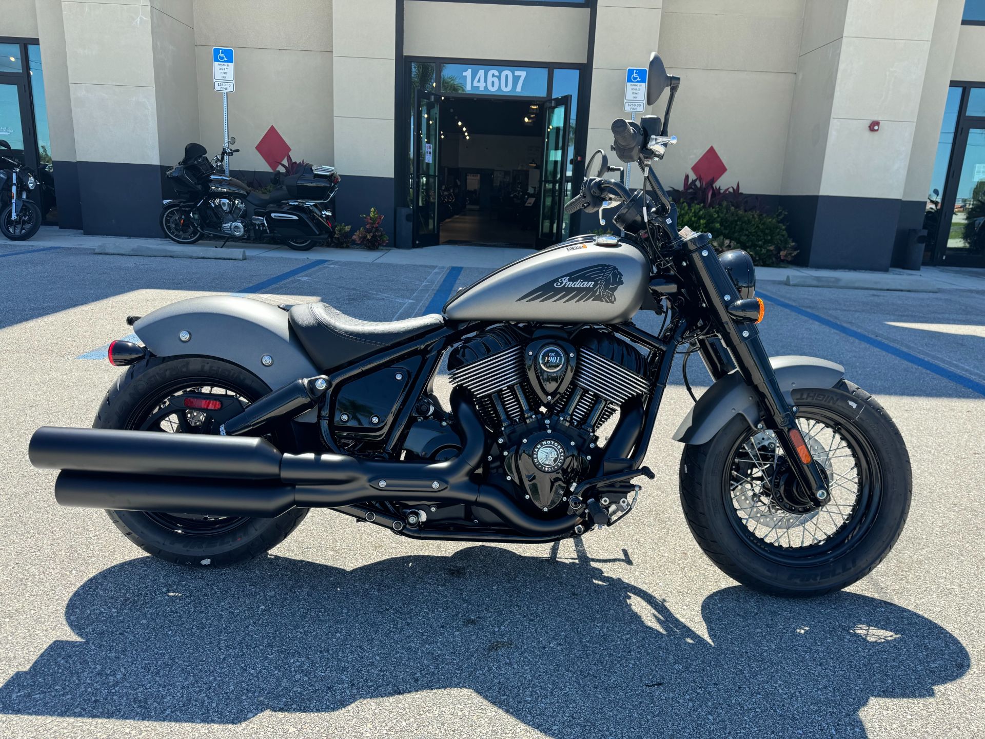 2023 Indian Motorcycle Chief Bobber Dark Horse® in Fort Myers, Florida - Photo 2