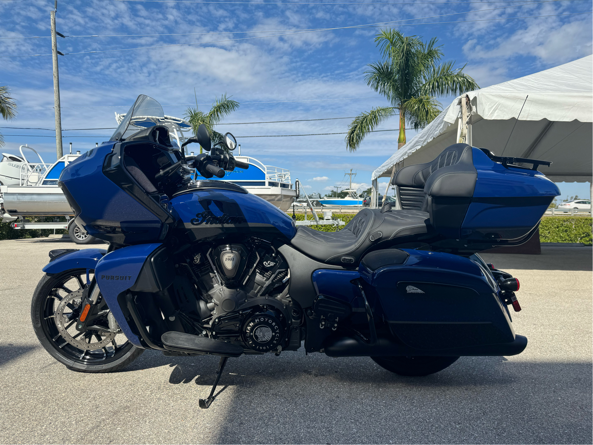 2024 Indian Motorcycle Pursuit® Dark Horse® with PowerBand Audio Package in Fort Myers, Florida - Photo 6