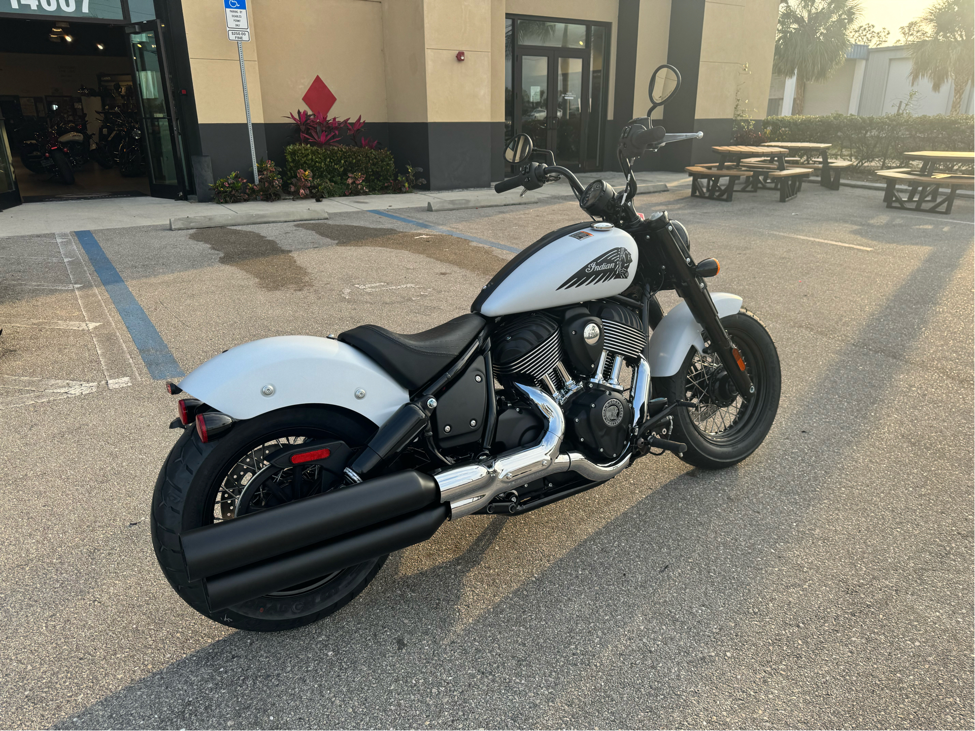 2024 Indian Motorcycle Chief Bobber in Fort Myers, Florida - Photo 3