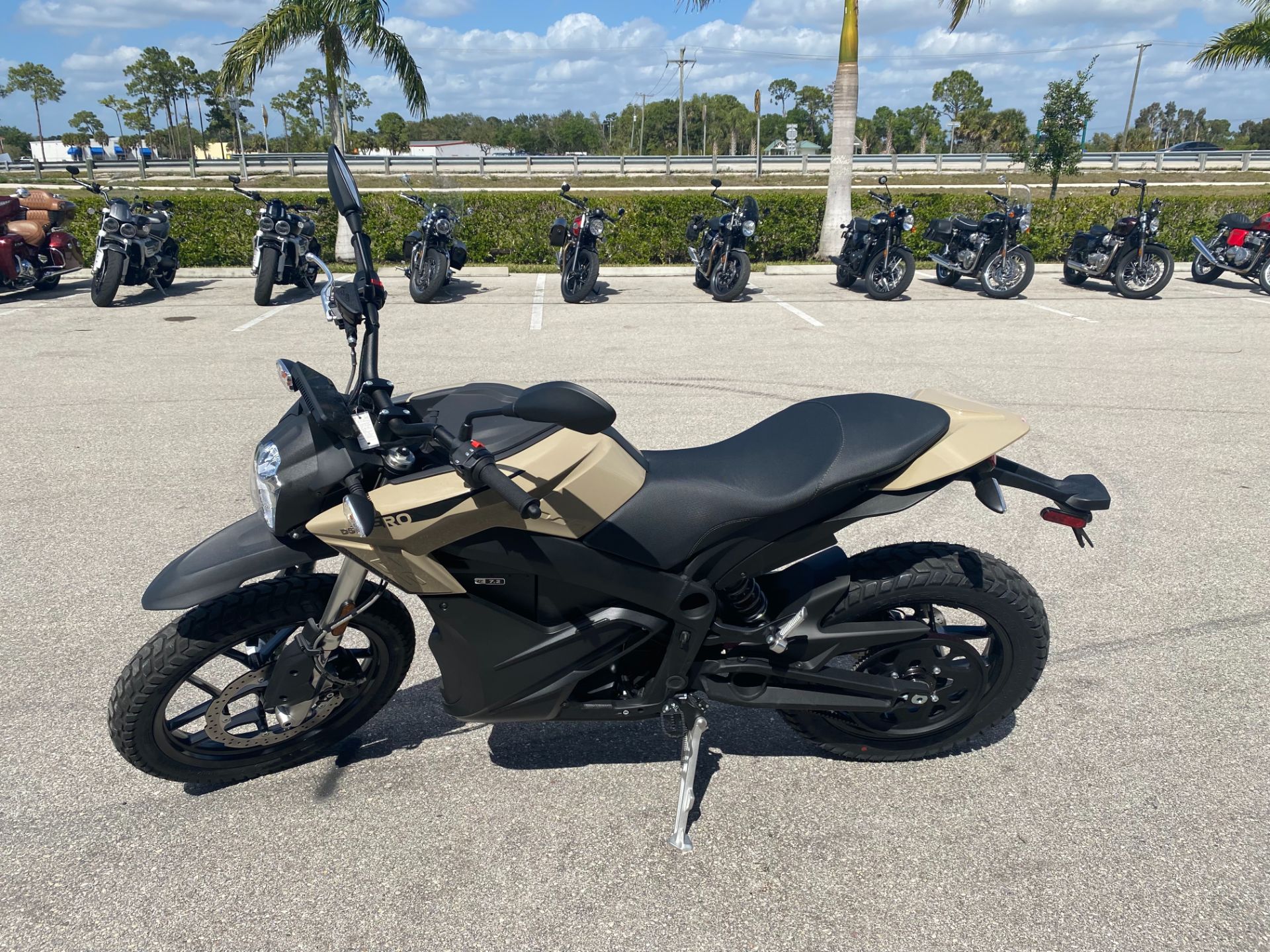 2022 Zero Motorcycles DS ZF7.2 in Fort Myers, Florida - Photo 6