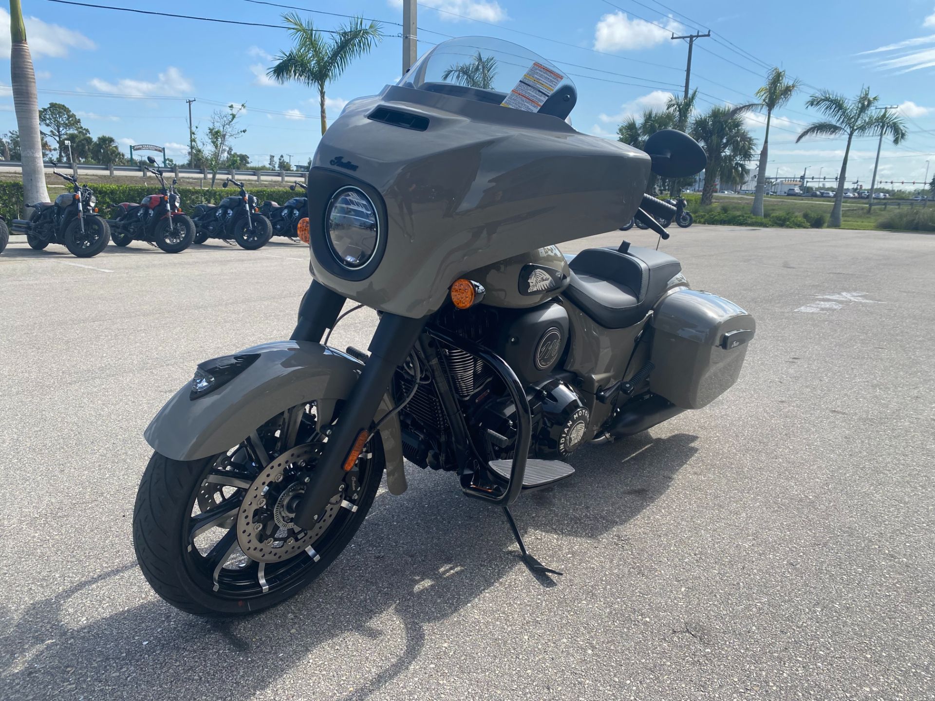 2023 Indian Motorcycle Chieftain® Dark Horse® in Fort Myers, Florida - Photo 7
