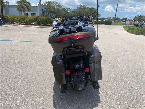 2023 Indian Motorcycle Roadmaster® Dark Horse® in Fort Myers, Florida - Photo 4