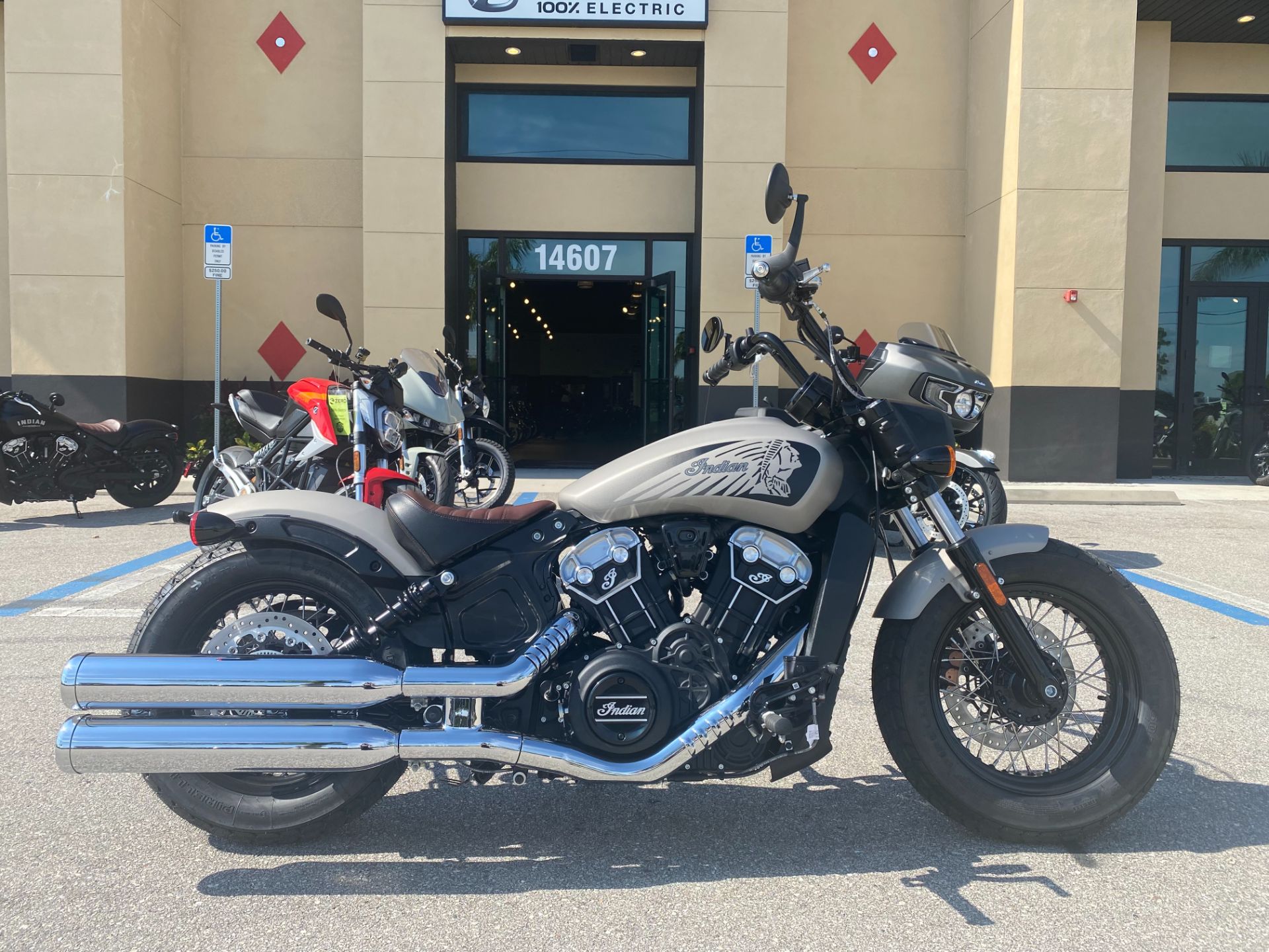 2023 Indian Motorcycle Scout® Bobber Twenty ABS in Fort Myers, Florida - Photo 2