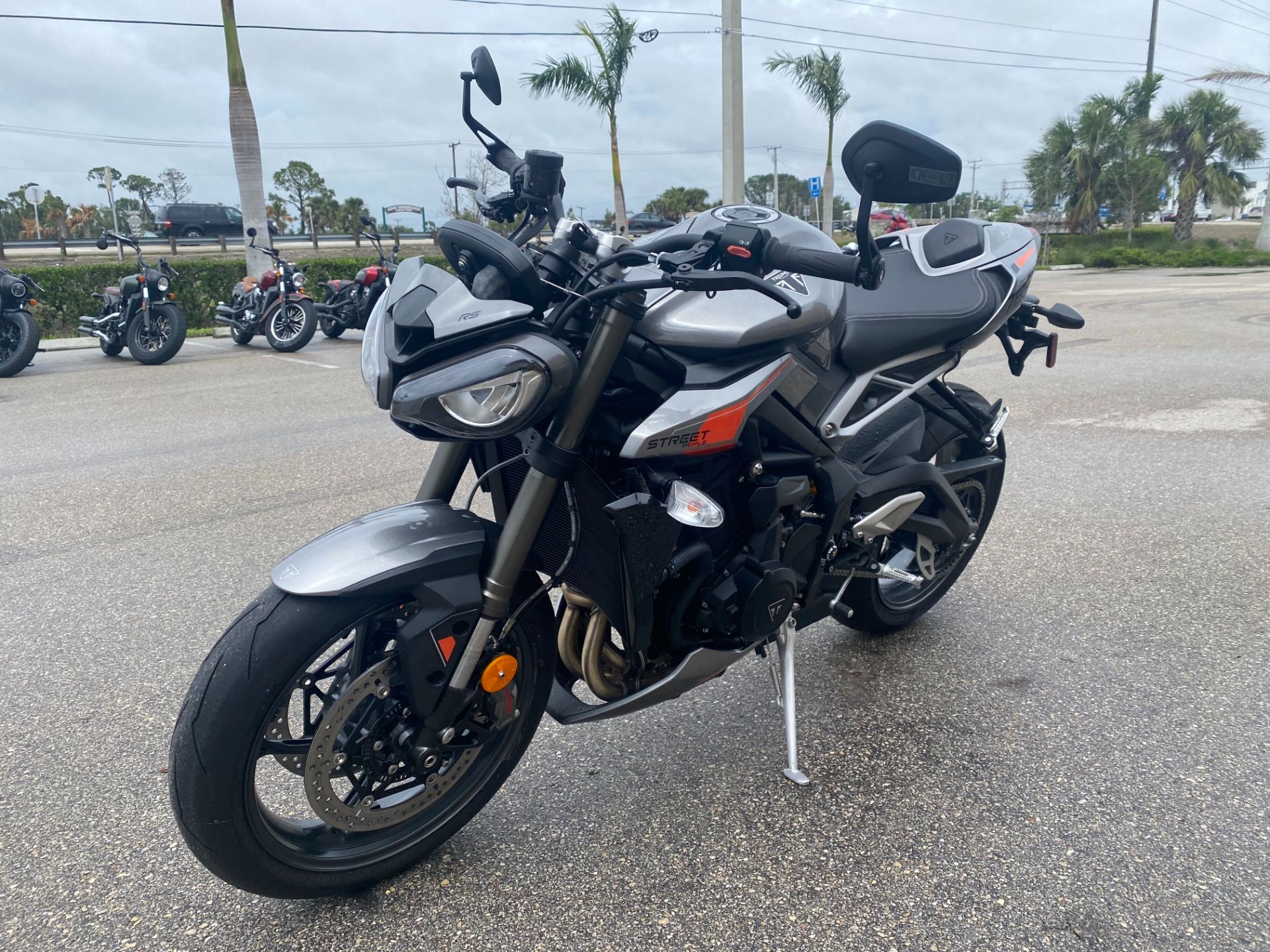 2024 Triumph Street Triple 765 RS in Fort Myers, Florida - Photo 7