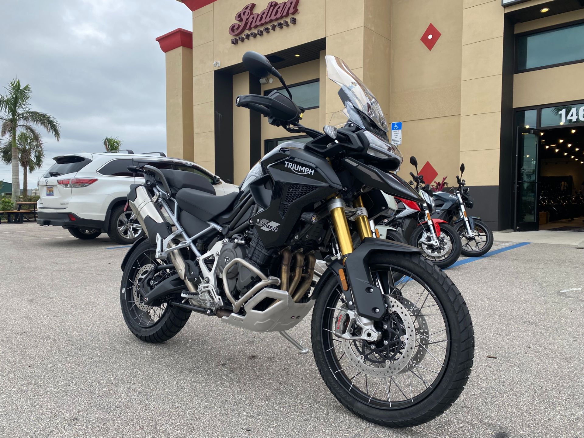 2023 Triumph Tiger 1200 Rally Pro in Fort Myers, Florida - Photo 9