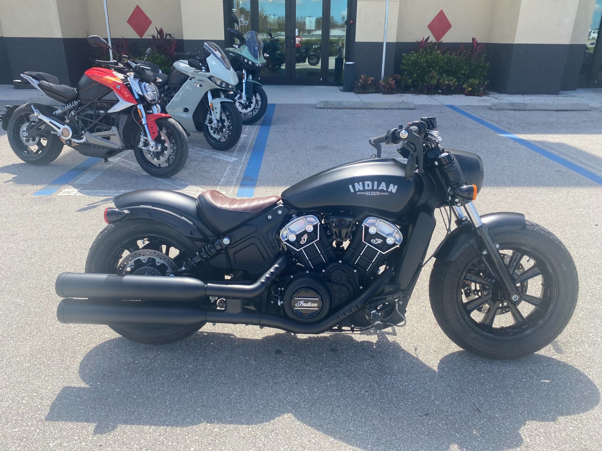 2021 Indian Motorcycle Scout® Bobber ABS in Fort Myers, Florida - Photo 2