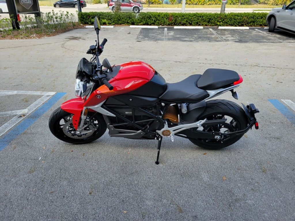 2023 Zero Motorcycles SR NA ZF15.6+ in Fort Lauderdale, Florida - Photo 6