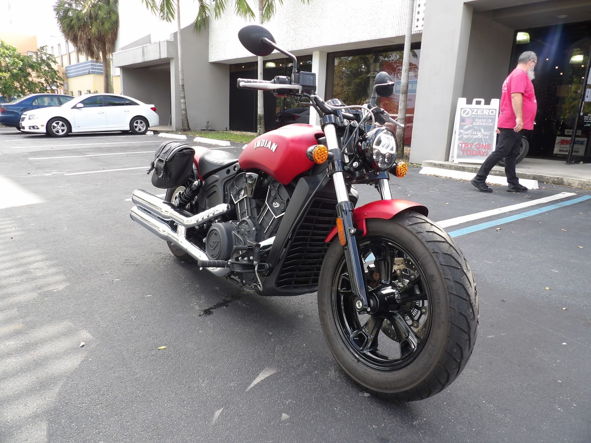2022 Indian Motorcycle Scout® Bobber Sixty ABS in Fort Lauderdale, Florida - Photo 9