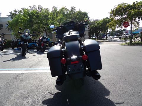 2023 Indian Motorcycle Challenger® Dark Horse® in Fort Lauderdale, Florida - Photo 4
