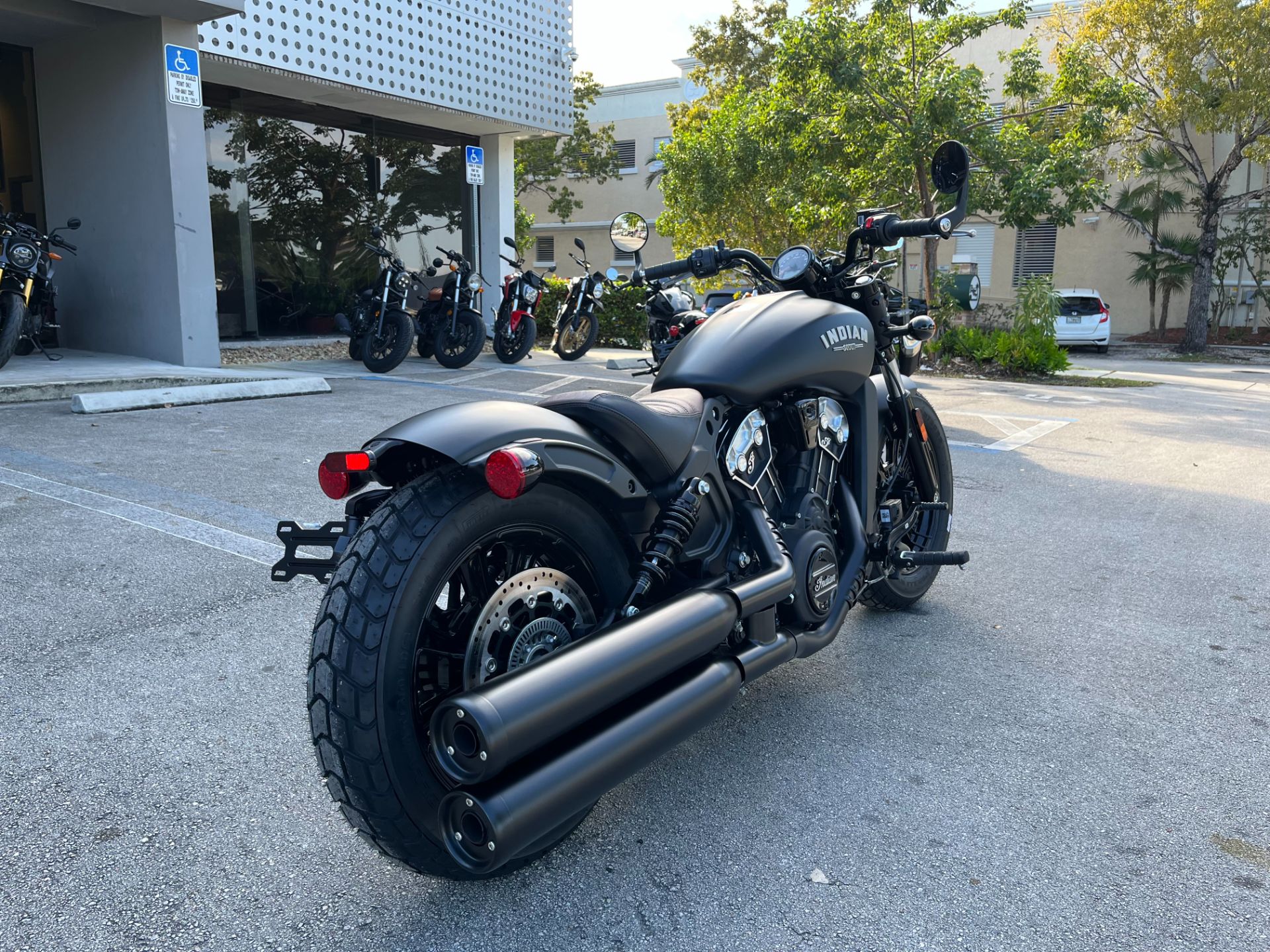 2023 Indian Motorcycle Scout® Bobber ABS in Fort Lauderdale, Florida - Photo 3