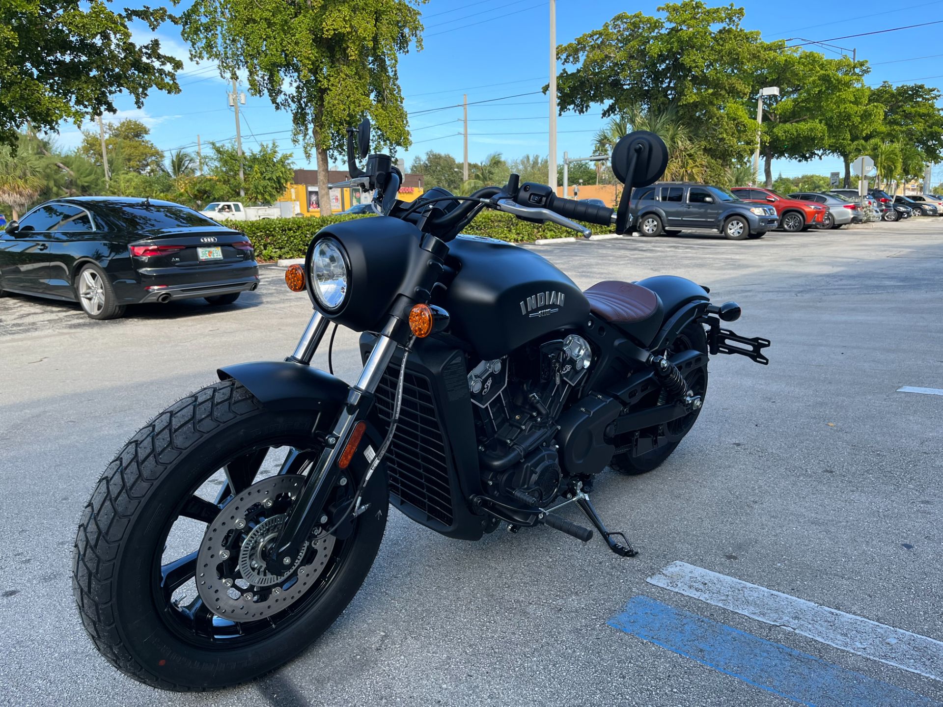 2023 Indian Motorcycle Scout® Bobber ABS in Fort Lauderdale, Florida - Photo 7