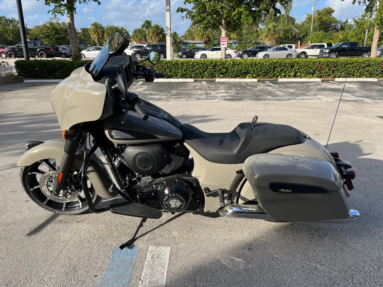 2022 Indian Motorcycle Chieftain® Dark Horse® in Fort Lauderdale, Florida - Photo 6