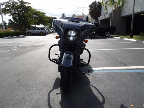 2023 Indian Motorcycle Chieftain® Dark Horse® Icon in Fort Lauderdale, Florida - Photo 8