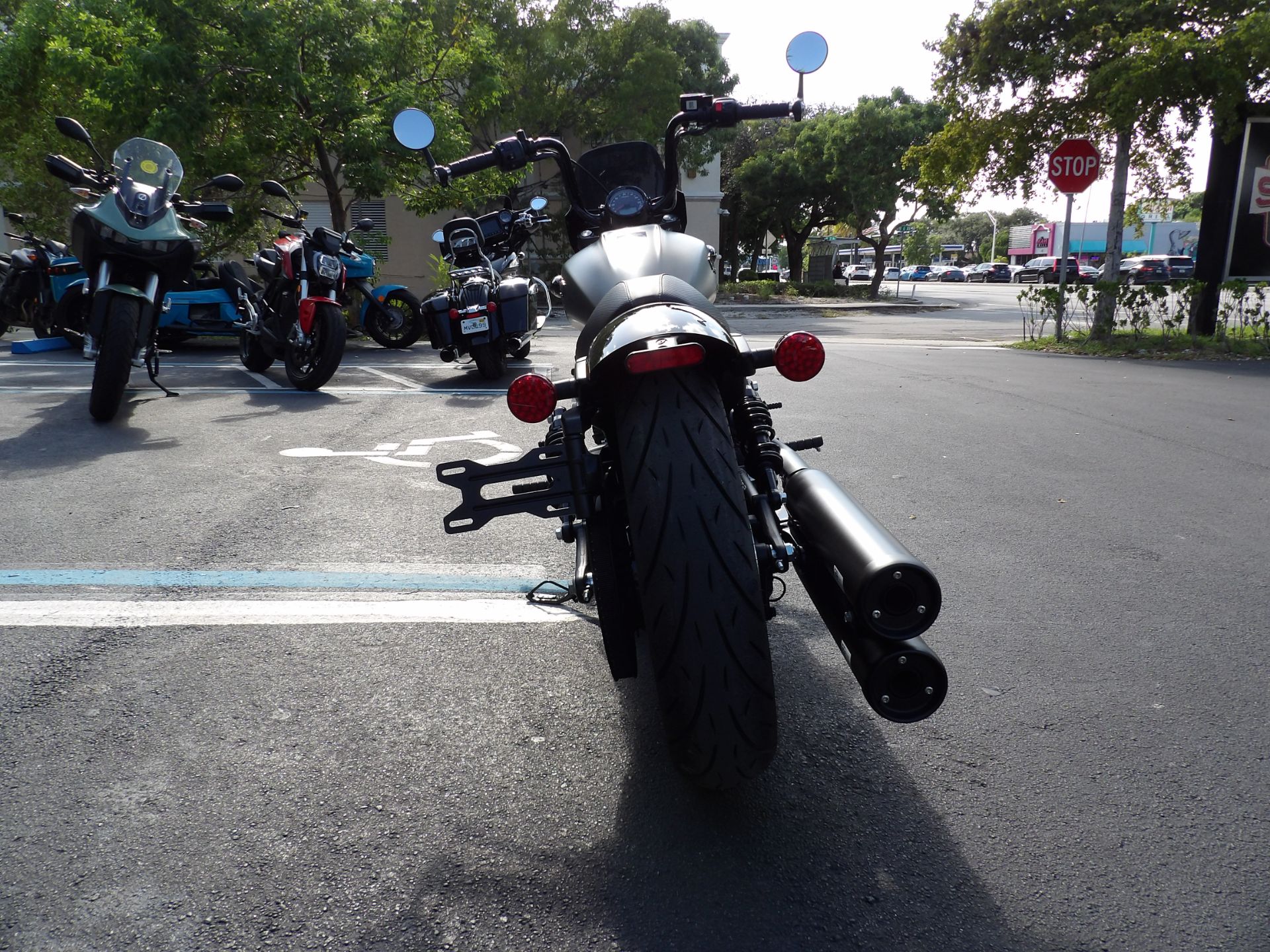 2023 Indian Motorcycle Scout® Rogue ABS in Fort Lauderdale, Florida - Photo 4