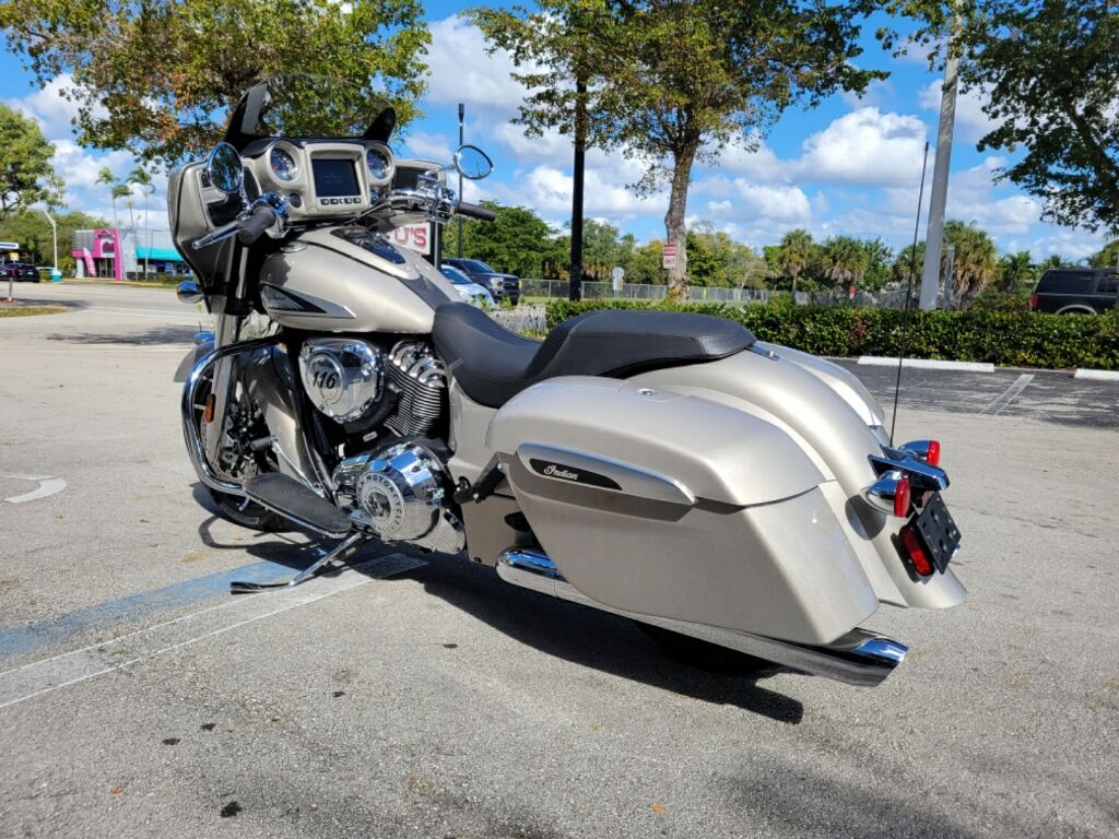 2022 Indian Motorcycle Chieftain® Limited in Fort Lauderdale, Florida - Photo 4