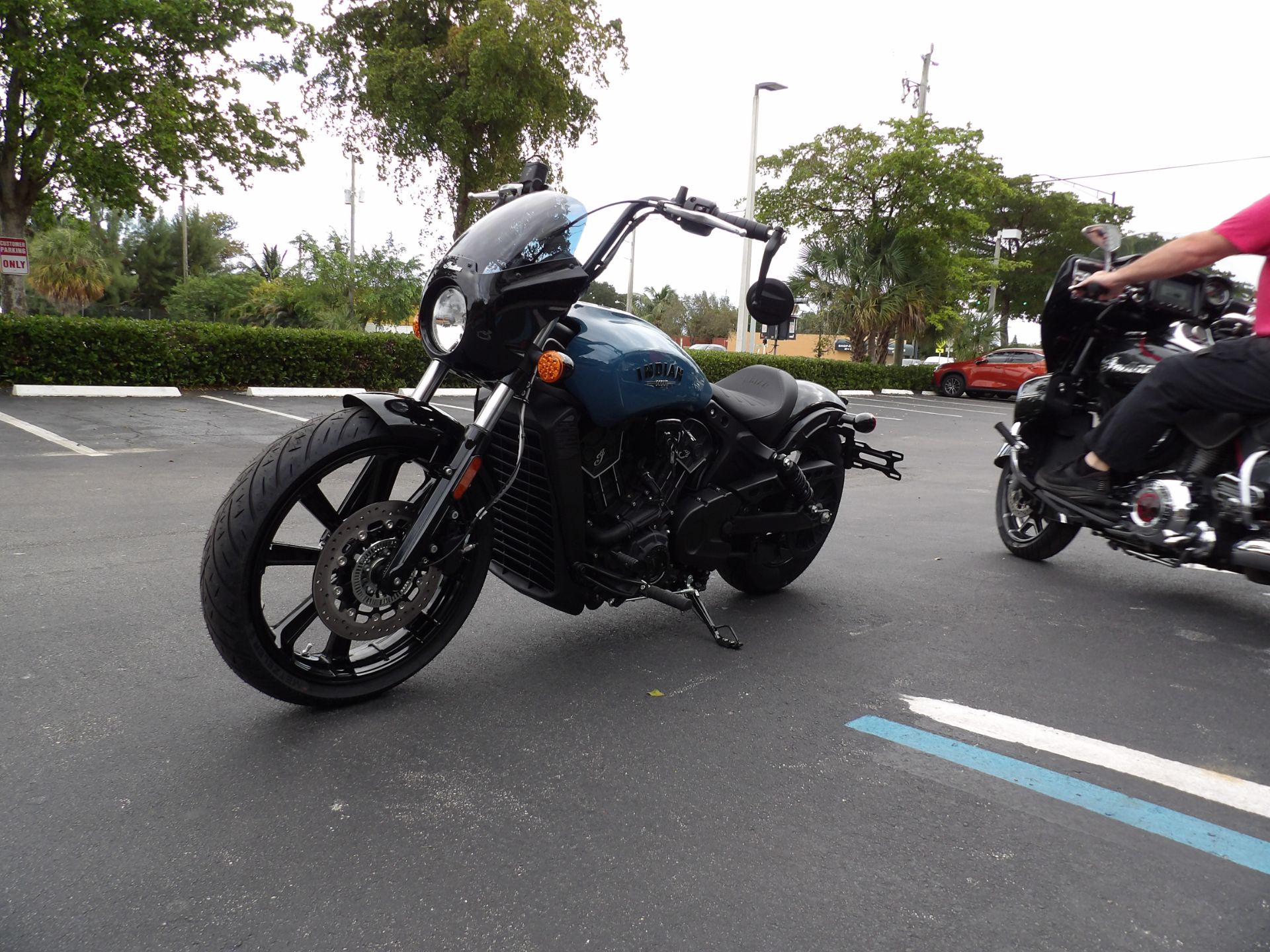 2024 Indian Motorcycle Scout® Rogue ABS in Fort Lauderdale, Florida - Photo 7