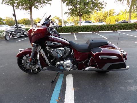 2024 Indian Motorcycle Chieftain® Limited with PowerBand Audio Package in Fort Lauderdale, Florida - Photo 6