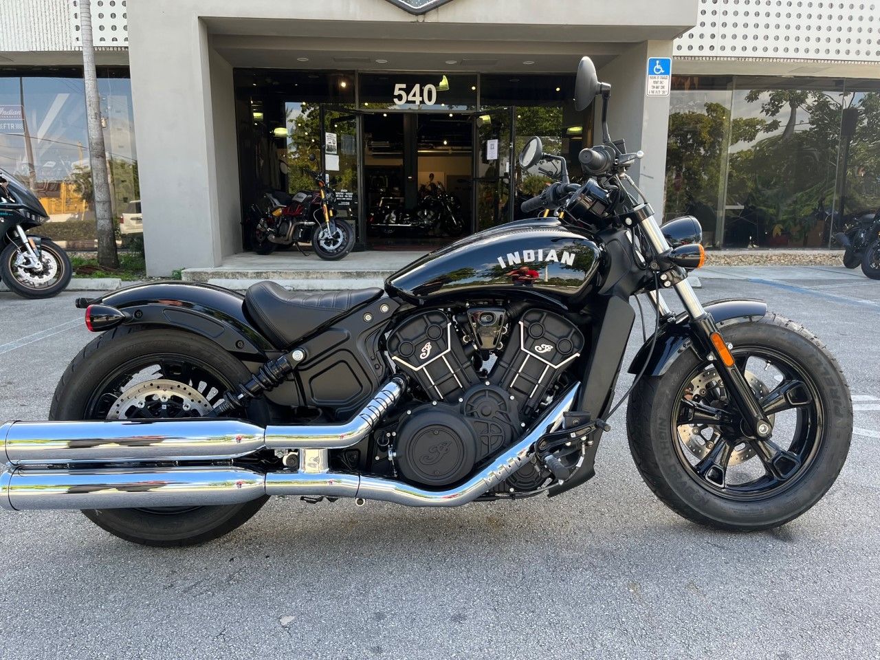 2023 Indian Motorcycle Scout® Bobber Sixty in Fort Lauderdale, Florida - Photo 2