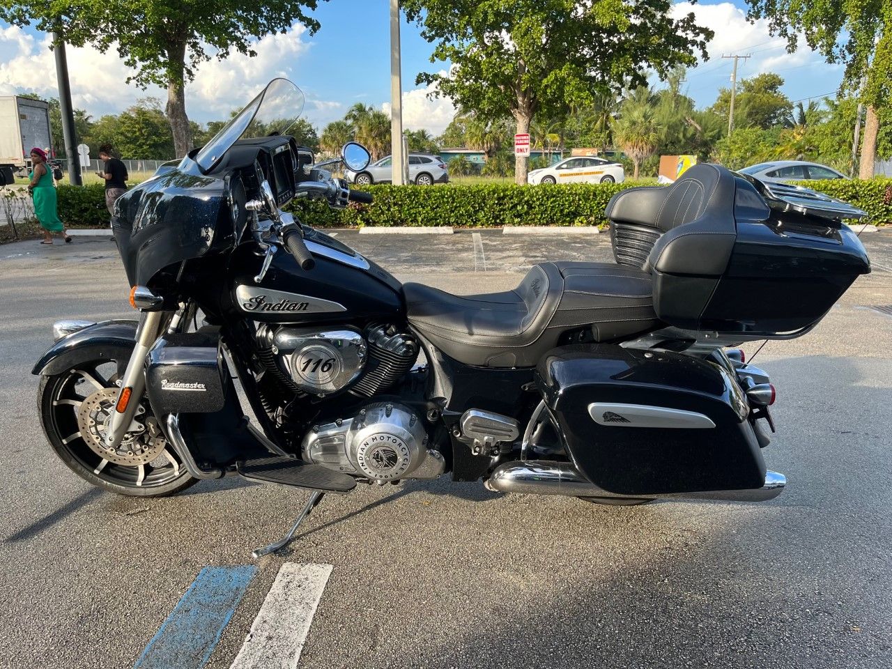 2021 Indian Motorcycle Roadmaster® Limited in Fort Lauderdale, Florida - Photo 6