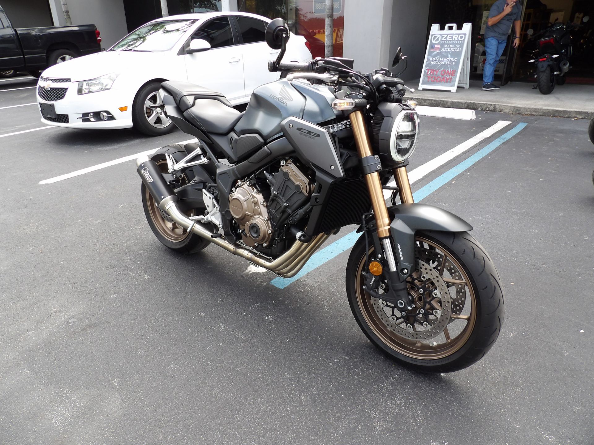 2023 Honda CB650R ABS in Fort Lauderdale, Florida - Photo 9