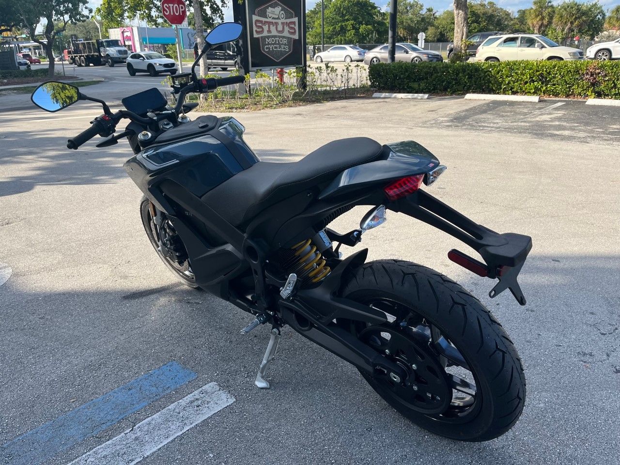2023 Zero Motorcycles S ZF7.2 in Fort Lauderdale, Florida - Photo 5
