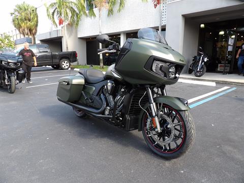2023 Indian Motorcycle Challenger® Dark Horse® Icon in Fort Lauderdale, Florida - Photo 9