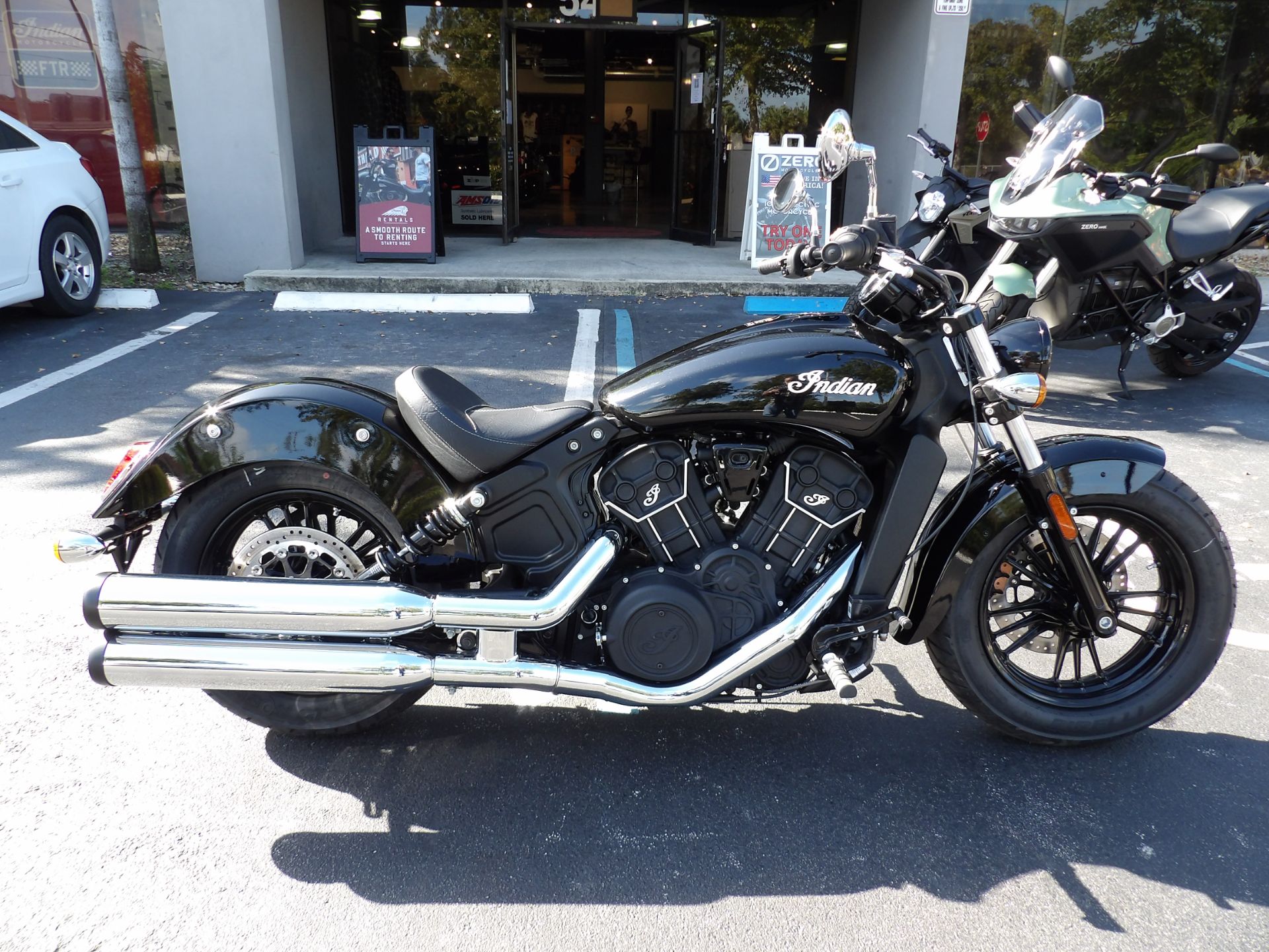 2023 Indian Motorcycle Scout® Sixty in Fort Lauderdale, Florida - Photo 2
